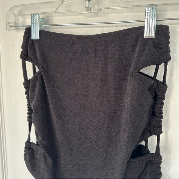 SEXY SUMMER BLACK CUT OUT SIDE BODYCON MINI SKIRT WITH ADJUSTABLE STRAPS  XS/S - Picture 4 of 8